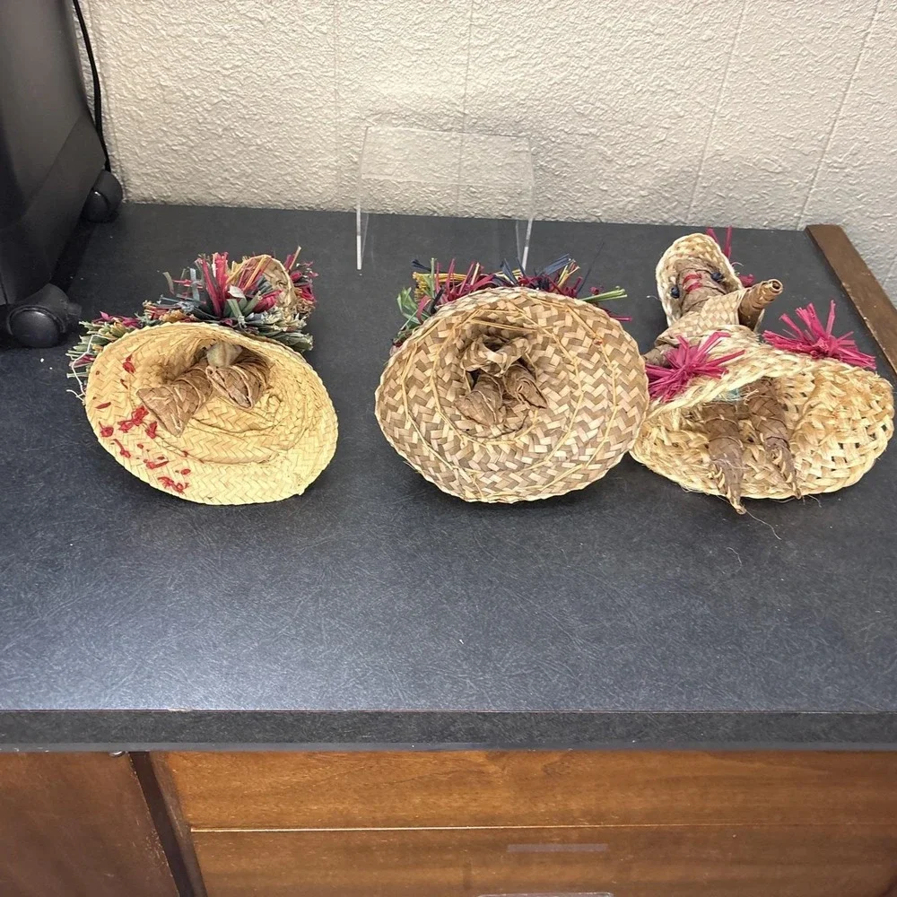 3~Vtg~Woven Straw Dolls~Souvenir from Bahamas